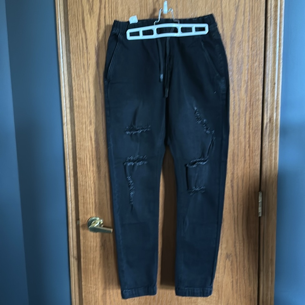 Zoo York distressed joggers, size small, never worn.